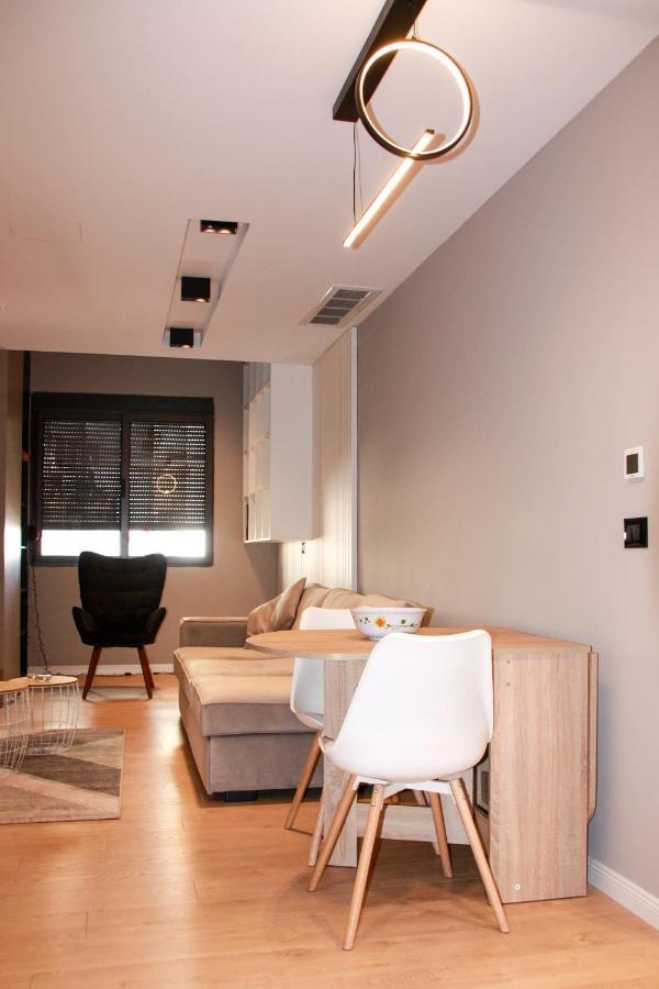 Roza'S Apartment Tirana Center Bagian luar foto